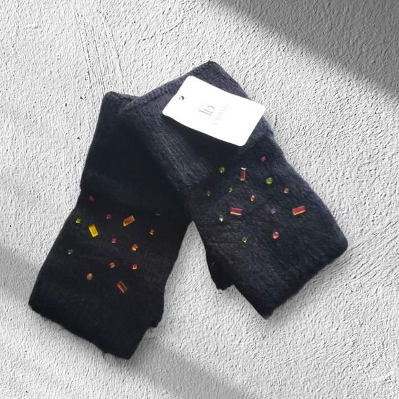 Fingerless Gloves With Colorful Crystal Gems by Fadivo - Picture 1 of 4